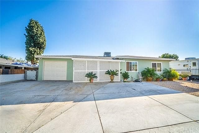 property at 551 Holladay Pl