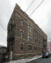 702 29th St Apartments