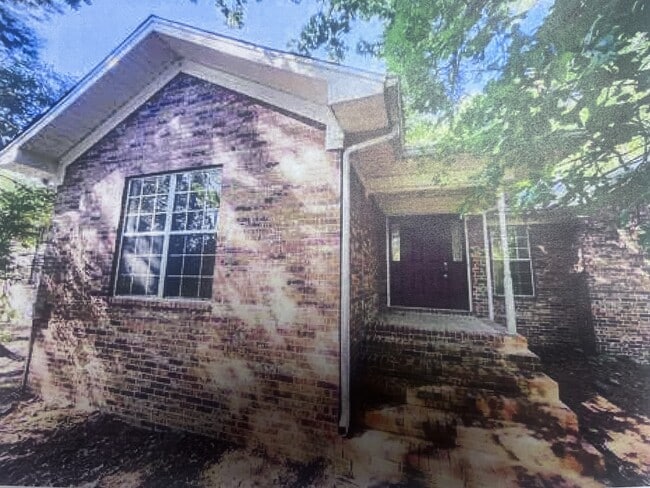 property at 44 Kirkland Dr