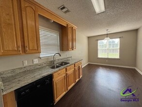 110 Selena Ct in Warner Robins, GA - Building Photo - Building Photo