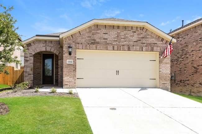1212 Dye Blvd