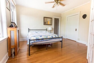 120 Riverway, Unit 12 in Boston, MA - Building Photo - Building Photo