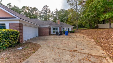 8533 Par Ct in Columbus, GA - Foto de edificio - Building Photo