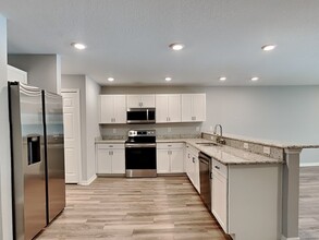 3070 Fieldwood Cir in St. Cloud, FL - Building Photo - Building Photo