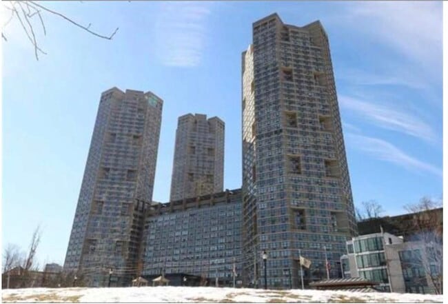 property at 7004 JFK Blvd E