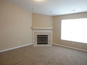 6631 W Irving Dr in McCordsville, IN - Building Photo - Building Photo