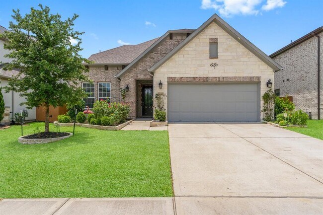 property at 3850 Chapman Bluff Dr