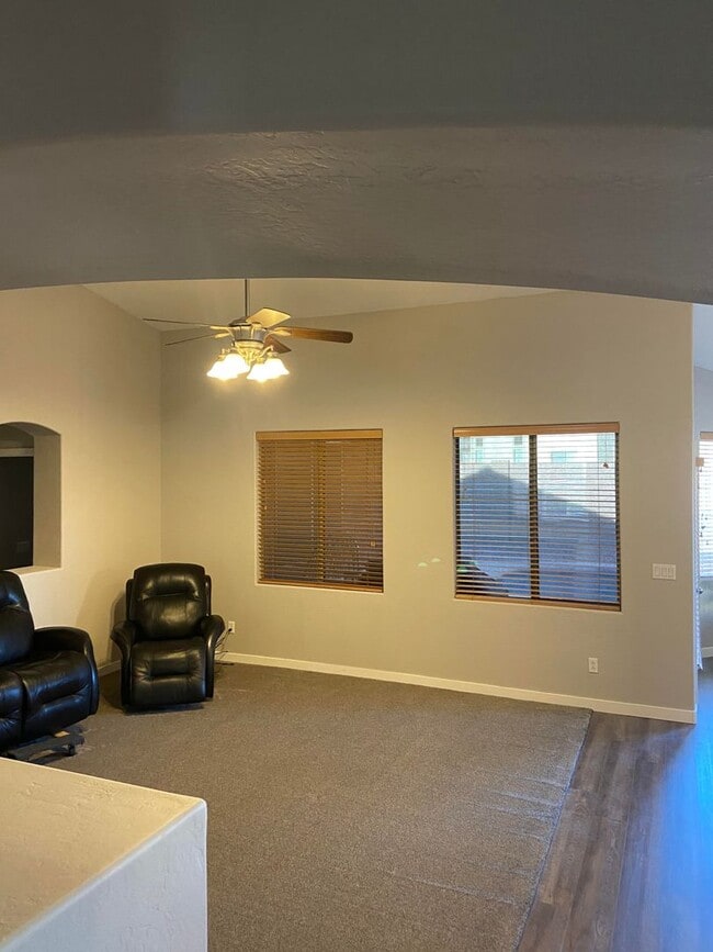 3780 S Salt Cedar St in Chandler, AZ - Building Photo - Building Photo