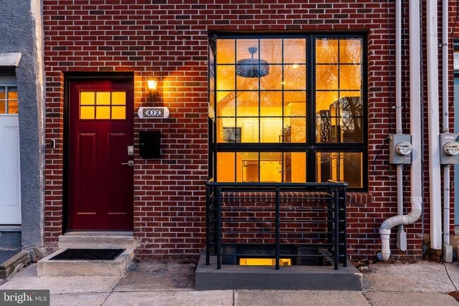 412 Sepviva St in Philadelphia, PA - Building Photo - Building Photo