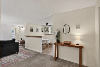 8060 W 9th Ave in Lakewood, CO - Building Photo - Building Photo