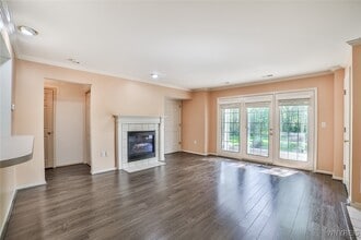 2775 N Forest Rd in Getzville, NY - Building Photo - Building Photo
