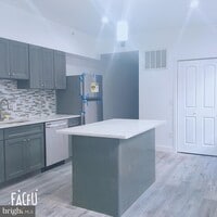 1429 W Girard Ave photo'