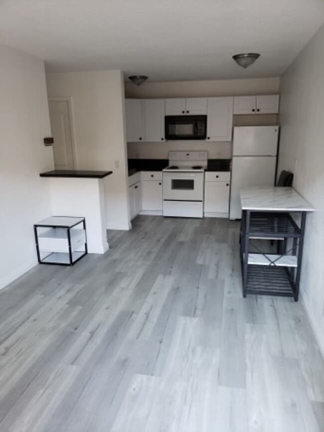 property at 4955 Jeffreys St