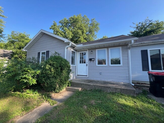 property at 320 Franklin St