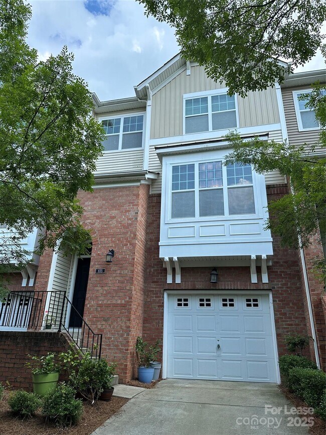 835 Skybrook Falls Dr in Huntersville, NC - Building Photo - Building Photo