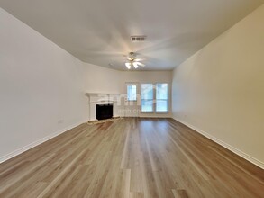 10608 Cloisters Dr in Fort Worth, TX - Building Photo - Building Photo