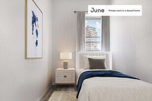 Room in Shared 3 bed/1 bath home in New York, NY - Building Photo