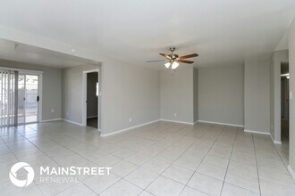 2210 E Claire Dr in Phoenix, AZ - Building Photo - Building Photo