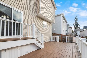 17508 14th Dr SE in Bothell, WA - Building Photo - Building Photo