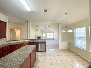 8441 Little Fawn Ln in Dallas, TX - Building Photo - Building Photo