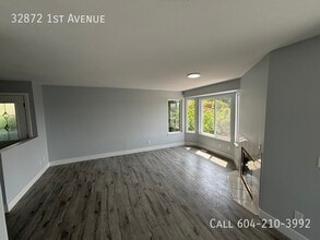 32872 1st Ave in Mission, BC - Building Photo - Building Photo