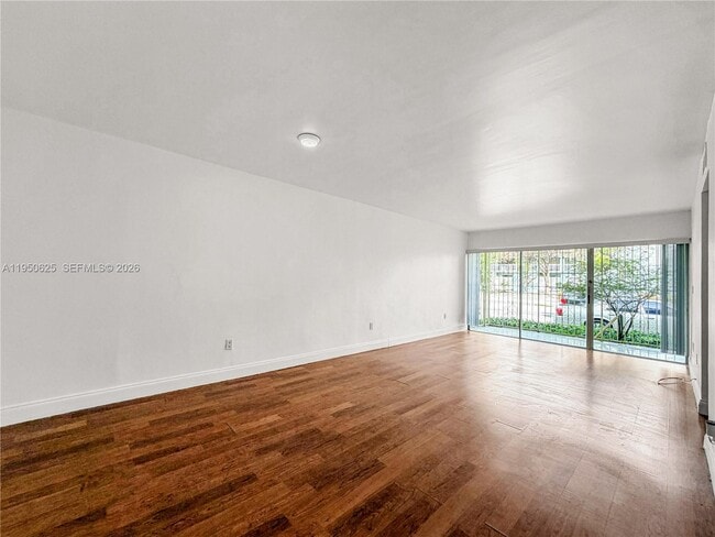 520 NE 38th St in Miami, FL - Foto de edificio - Building Photo