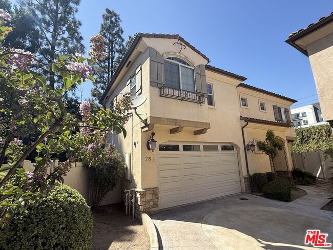 property at 335 Genoa St