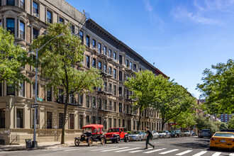 76-80 Manhattan Ave in New York, NY - Building Photo - Primary Photo