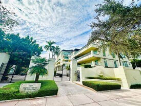 2600 Segovia St in Coral Gables, FL - Building Photo