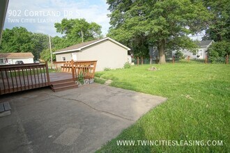902 Cortland Dr S in Apple Valley, MN - Building Photo - Building Photo