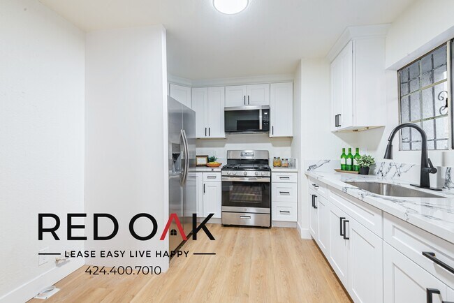6337 10th Ave in Los Angeles, CA - Building Photo - Building Photo