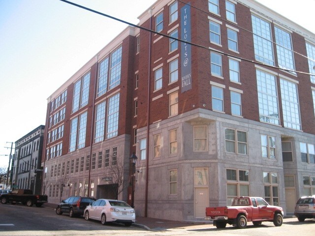 The Overview River Side Apartments in Richmond, VA - Building Photo