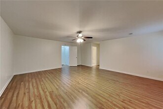 5135 Gable Ridge Way in Sugar Hill, GA - Building Photo - Building Photo