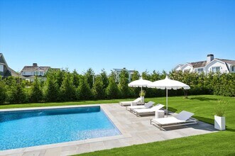 50 Rosko Ln in Southampton, NY - Building Photo - Building Photo