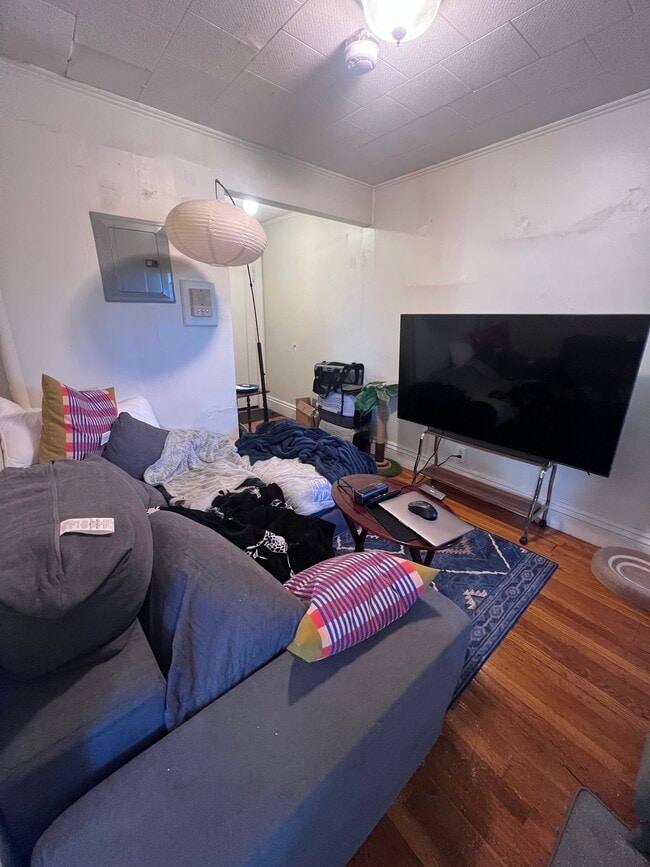 59 Gordon St, Unit 7B