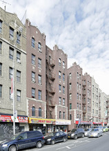 2545 Grand Concourse in Bronx, NY - Foto de edificio - Building Photo