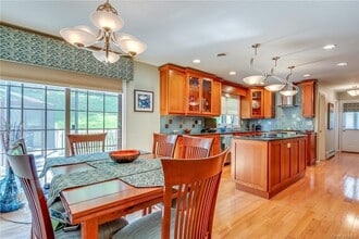 81 Jefferson St in Woodbury, NY - Building Photo - Building Photo