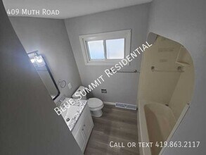 409 Muth Rd in Mansfield, OH - Building Photo - Building Photo