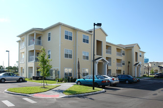 Mill Creek Apartments in Orlando, FL - Building Photo - Building Photo