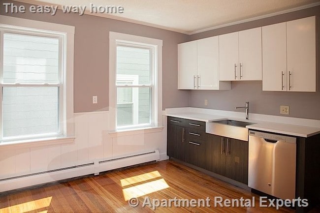 21 Granite St, Unit 2 in Somerville, MA - Foto de edificio - Building Photo