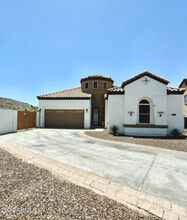 1809 E Gwen St in Phoenix, AZ - Foto de edificio - Building Photo