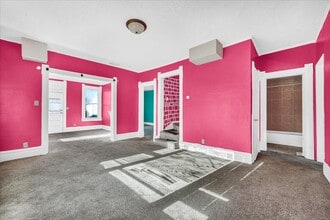 102 N Cedar Ave in West Peoria, IL - Building Photo - Building Photo