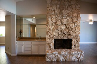 40588 Clover Ln in Palm Desert, CA - Building Photo - Building Photo
