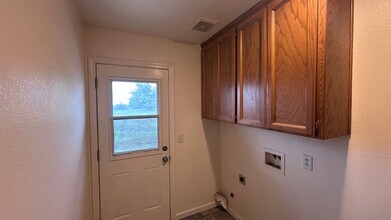 14575 Avenida Central in La Grange, CA - Building Photo - Building Photo