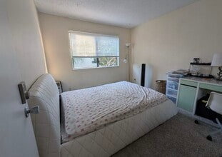 952 Kiely Blvd, Unit APT G in Santa Clara, CA - Building Photo - Building Photo