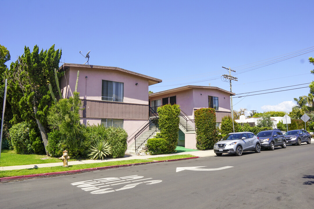 3791 Redwood Ave in Los Angeles, CA - Building Photo