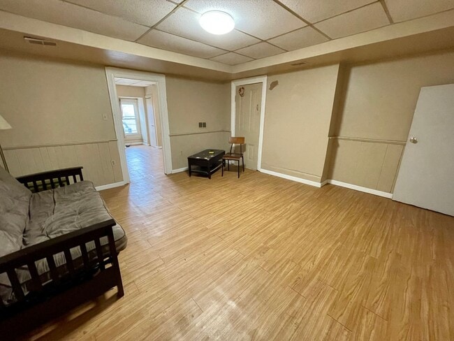 property at 19 Enon Wy