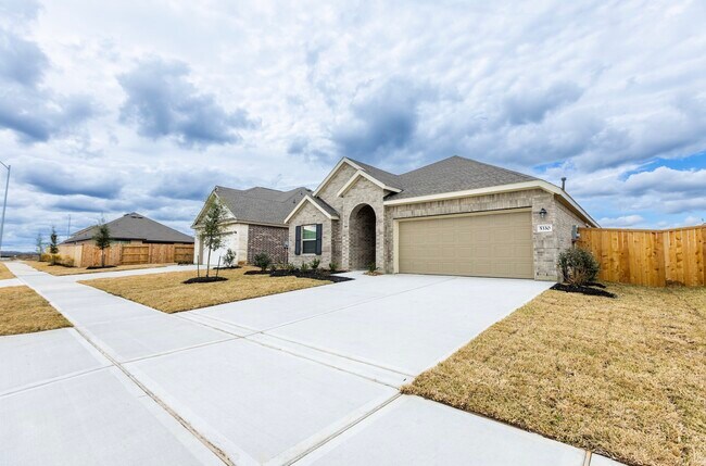 property at 5330 Sleepy Fox Ln