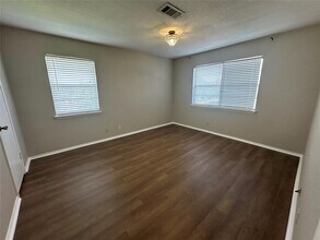 1210 Hi Stirrup in Horseshoe Bay, TX - Building Photo - Building Photo