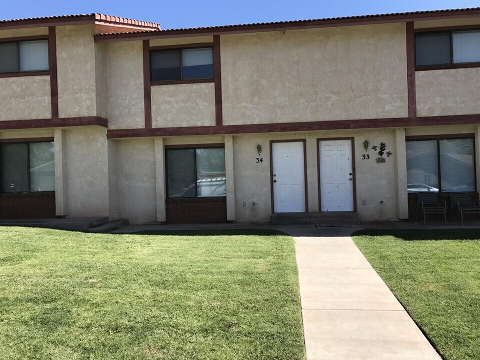525 S 1100 E in Saint George, UT - Building Photo
